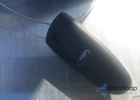 2015 Lincoln Navigator L z USA, uszkodzony, nr VIN 5LMJJ3HT7FEJ03793